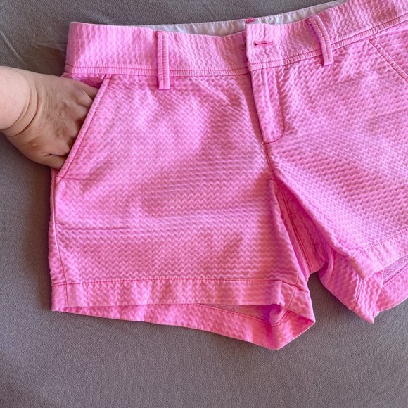 Lilly Pulitzer. Callahan shorts size 6. Color Pink - Picture 11 of 11